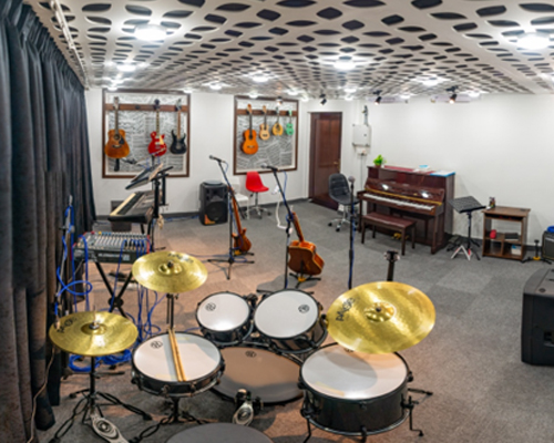 learn to play musical instruments in goa