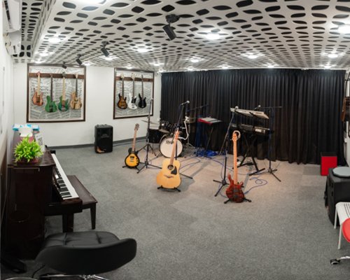 learn to play musical instruments in goa
